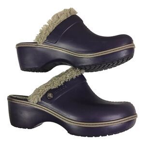 CROCS Cobbler Purple Heeled Clogs Mules Faux Fur Lined Size 9